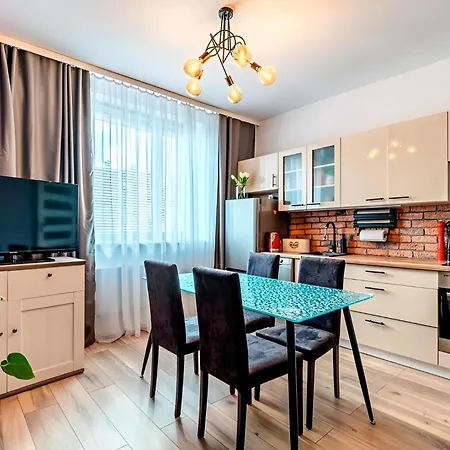 Charming Close To The Center Of Apartamento *