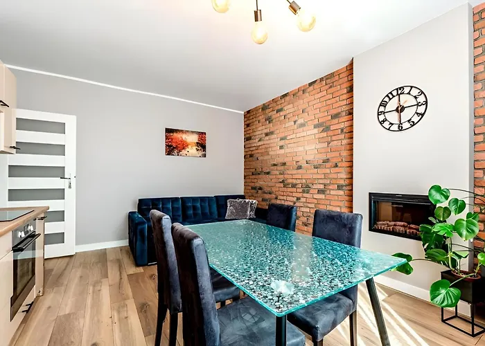 Apartament Charming Close To The Center Of *